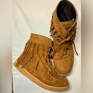Moccasins | Fun and light weight! | Size 7 1/2